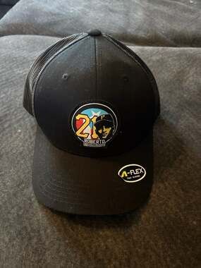 Roberto Clemente #21 Puerto Rico Heritage Black Mesh A-Flex Trucker Hat